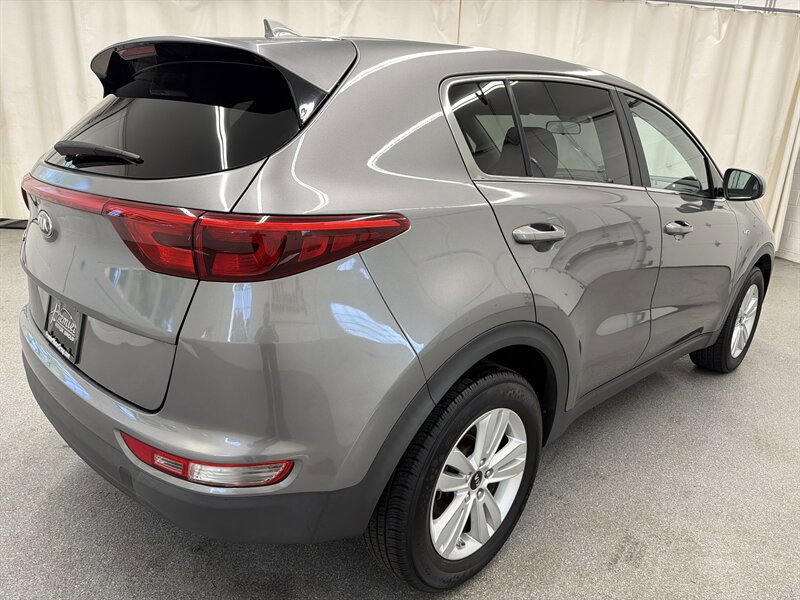 Used 2018 Kia Sportage LX AWD/4WD image 5