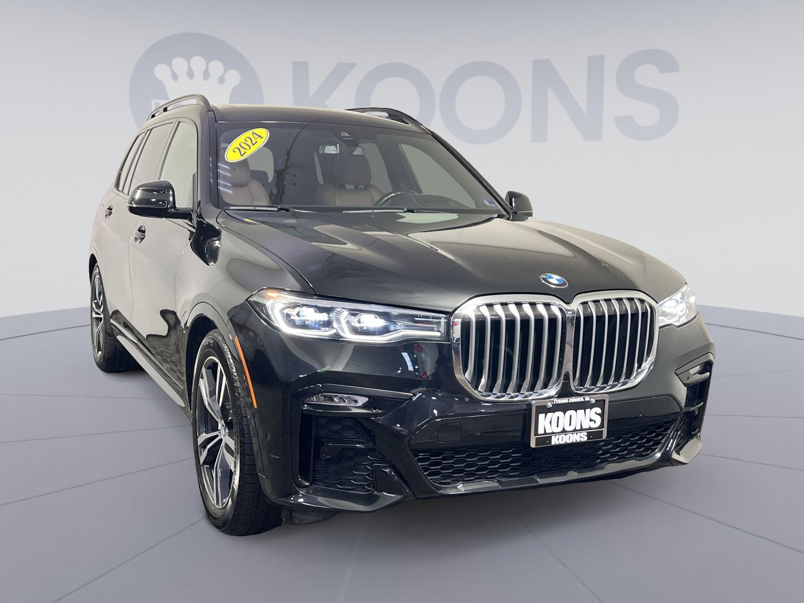 Used 2022 BMW X7 xDrive40i w/ M Sport Package image 10