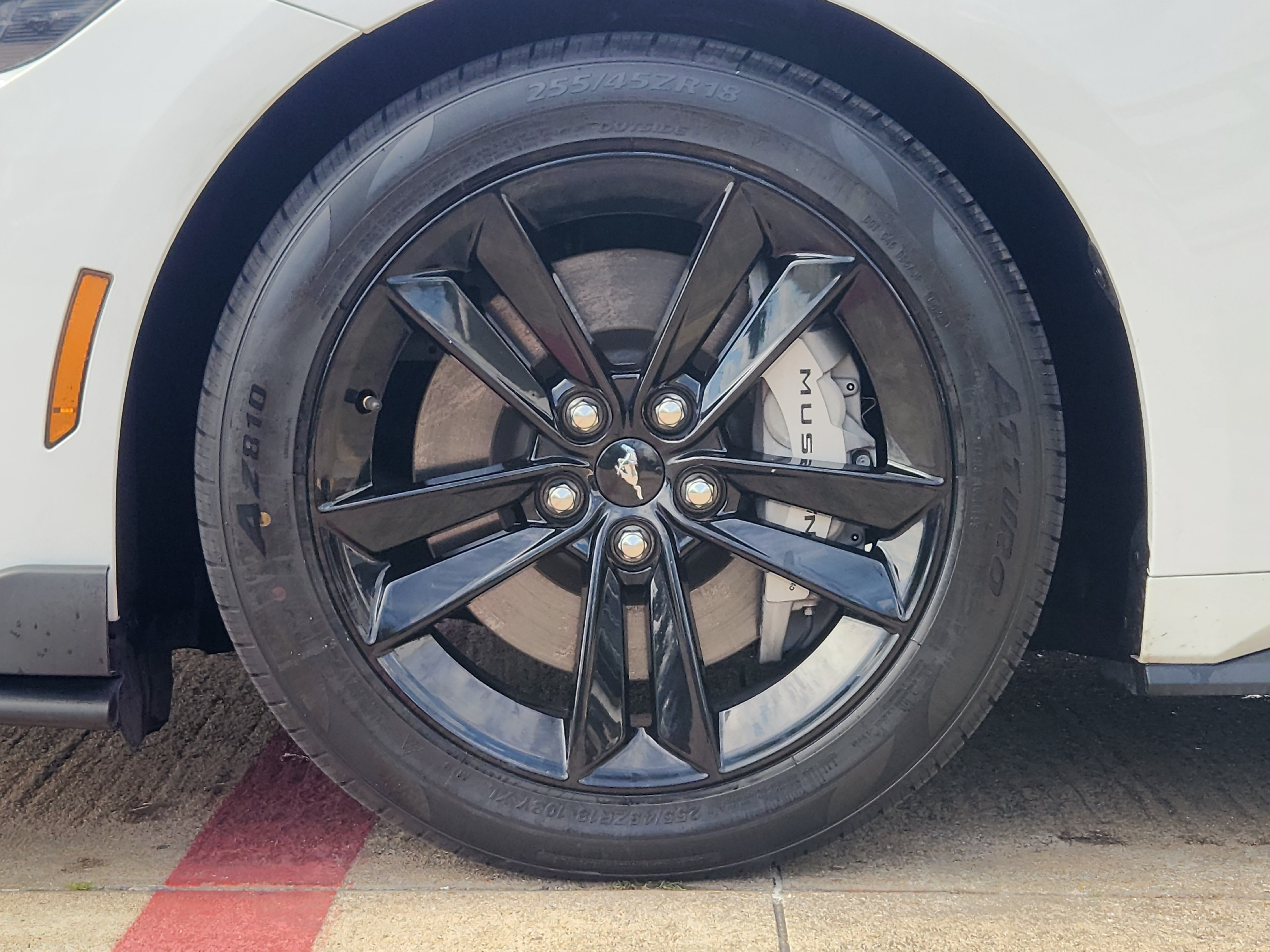 Used 2025 Ford Mustang GT RWD image 7