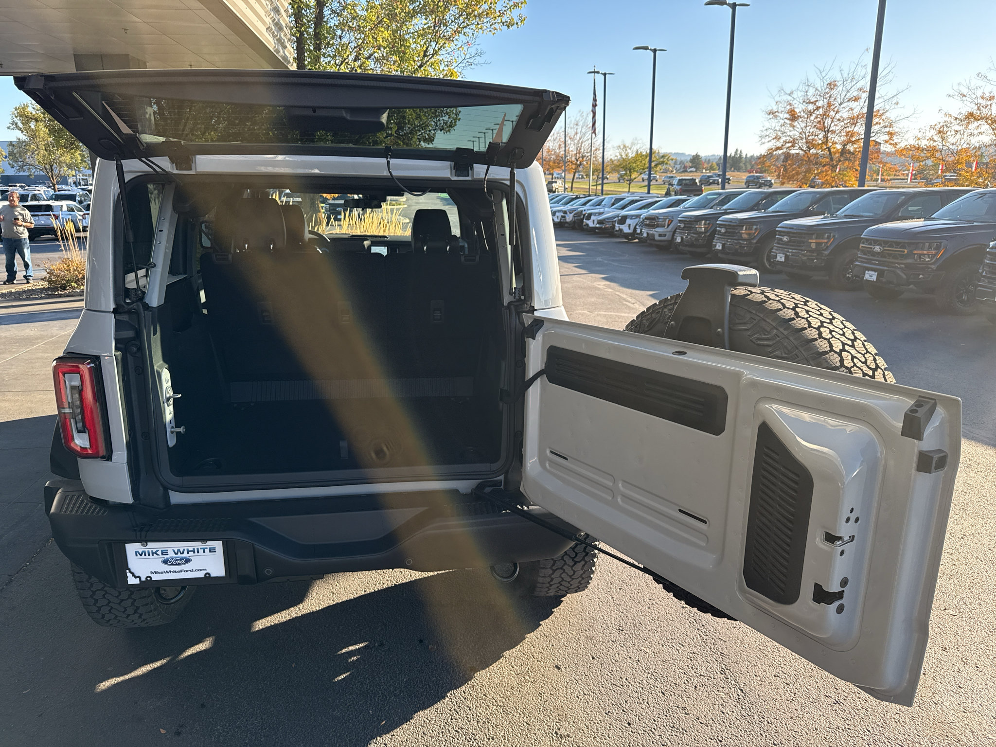 New 2026 Ford Bronco Badlands AWD/4WD image 6