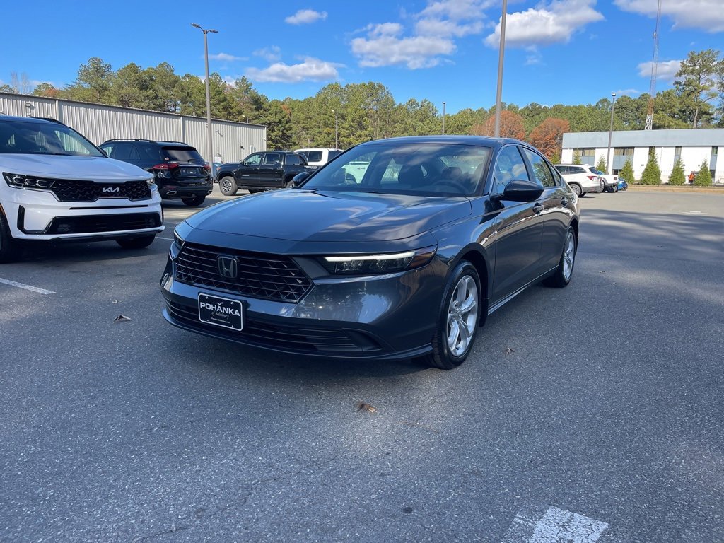 Certified 2023 Honda Accord LX image 2