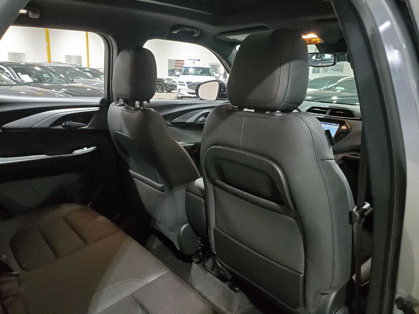 Used 2023 Chevrolet TrailBlazer RS w/ Sun and Liftgate Package image 21