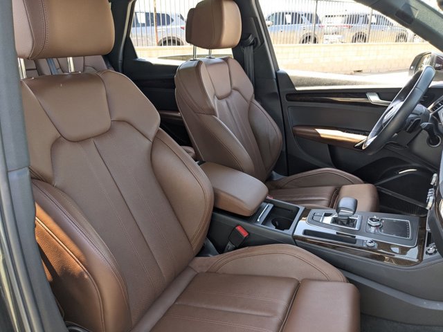 Used 2019 Audi Q5 2.0T Premium Plus w/ Premium Plus Package AWD/4WD image 23