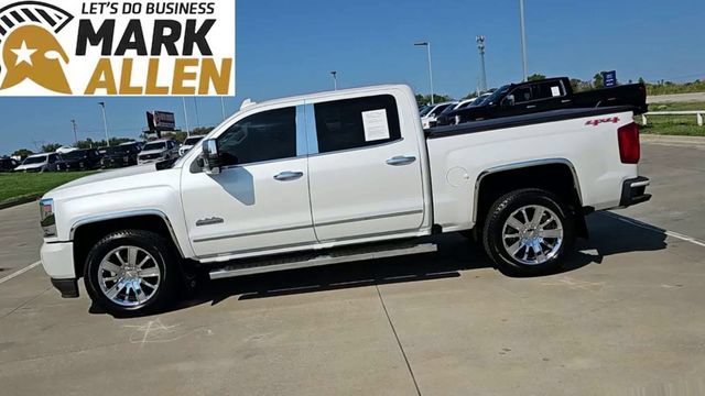 Used 2017 Chevrolet Silverado 1500 High Country AWD/4WD image 5