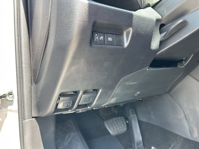 Certified 2025 Toyota RAV4 XLE AWD/4WD image 12