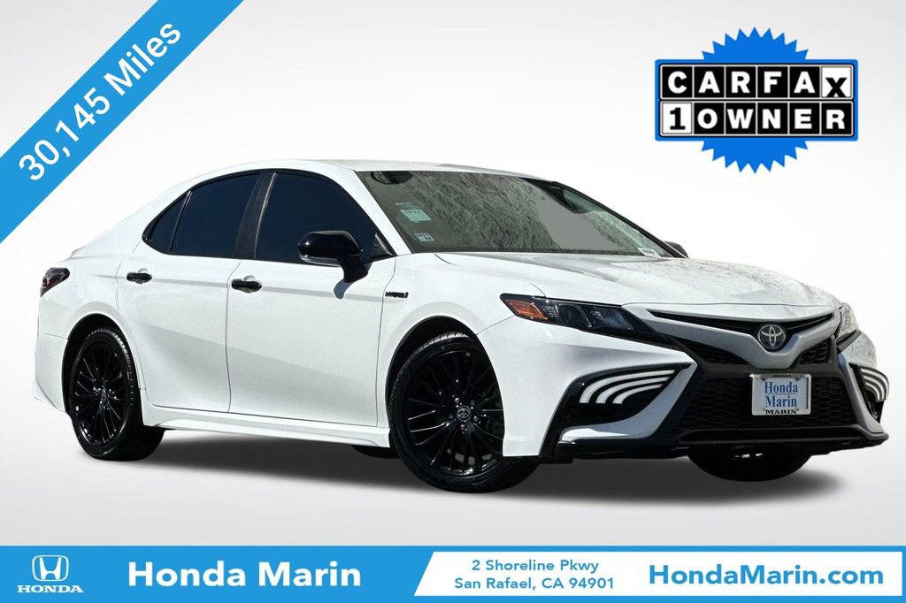 Used 2022 Toyota Camry SE
