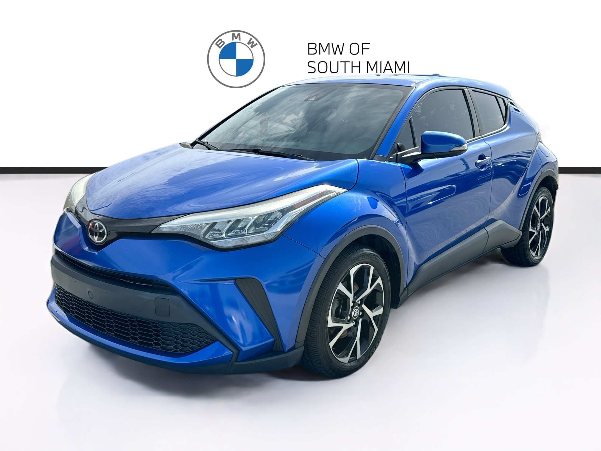 Used 2020 Toyota C-HR XLE FWD image 3