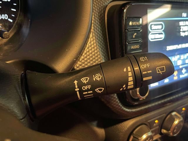 Used 2023 Nissan Kicks SV FWD image 25