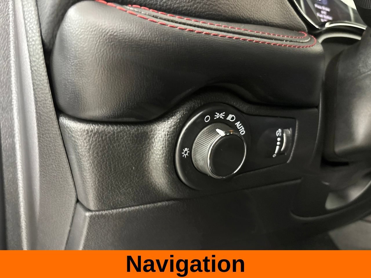 Used 2024 Dodge Durango GT RWD image 10