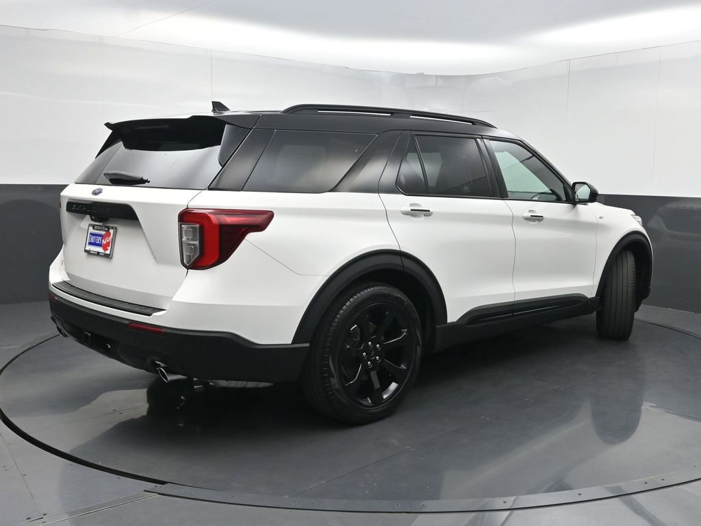 Used 2023 Ford Explorer ST-Line w/ Class IV Trailer Tow Package RWD image 26