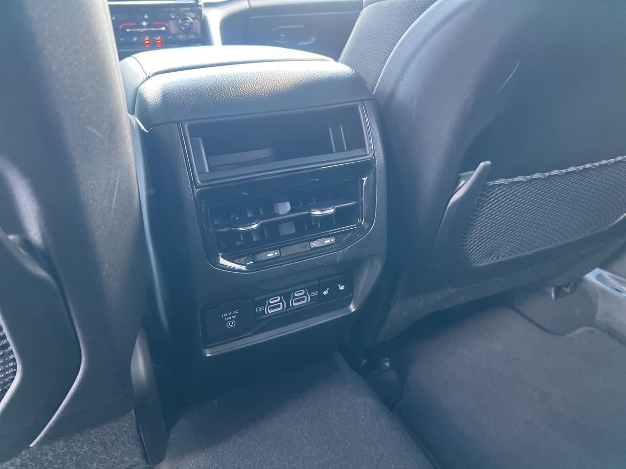 Used 2025 Jeep Grand Cherokee Limited image 19