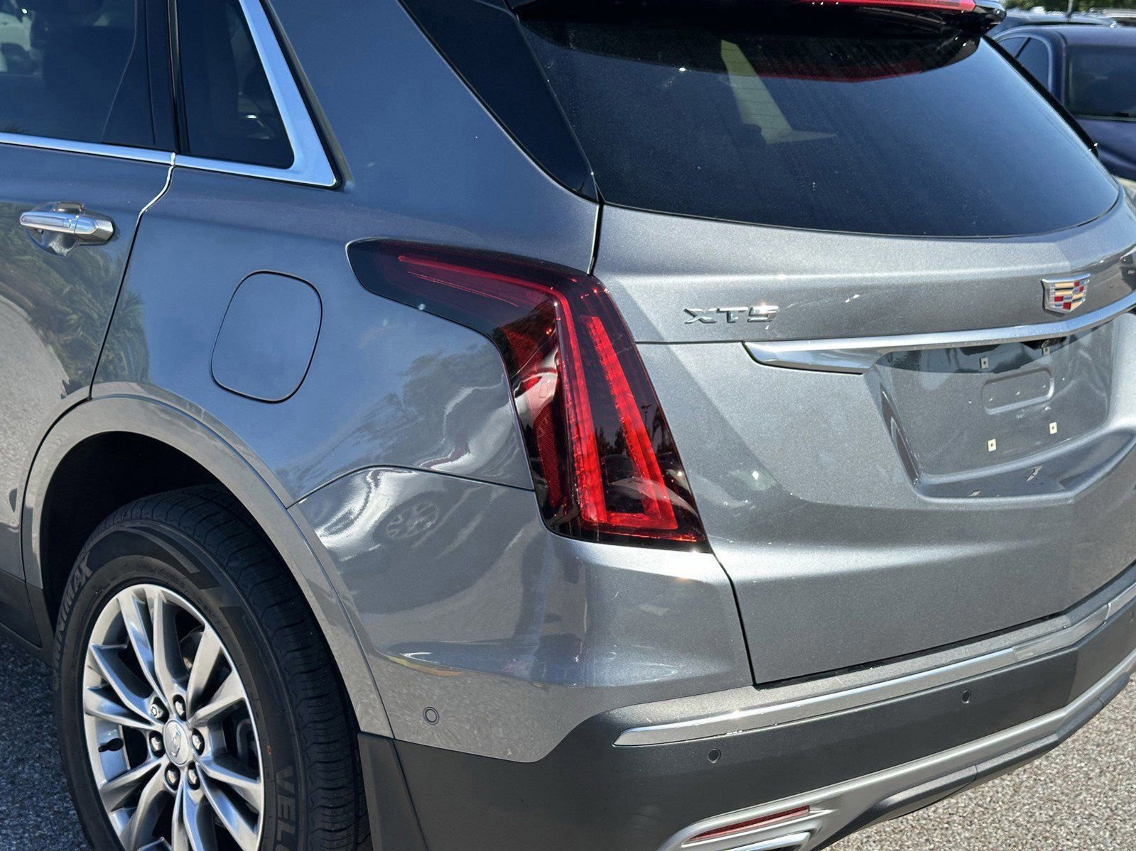 Used 2021 Cadillac XT5 Premium Luxury image 11