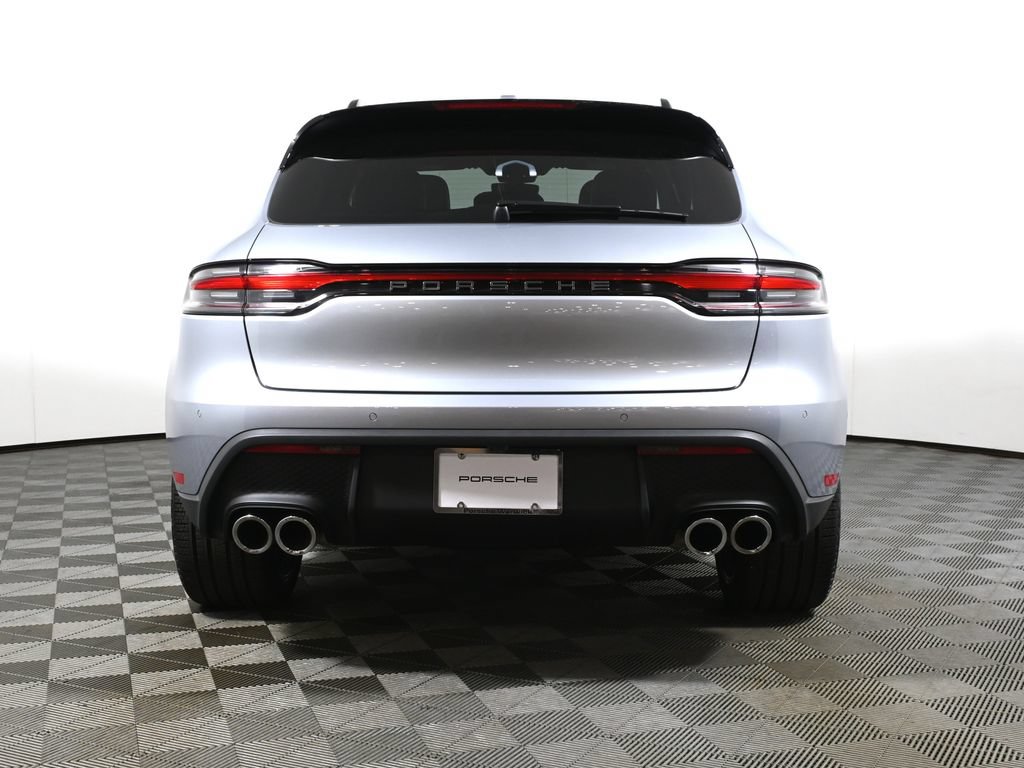 Used 2026 Porsche Macan AWD/4WD image 6