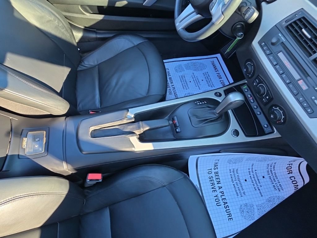 Used 2005 BMW Z4 3.0i image 36