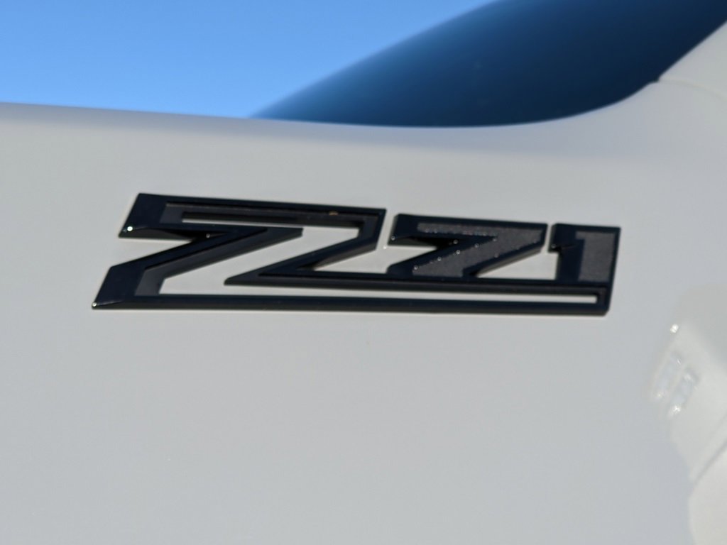 Used 2024 Chevrolet Silverado 2500 LTZ w/ LTZ Plus Package image 30