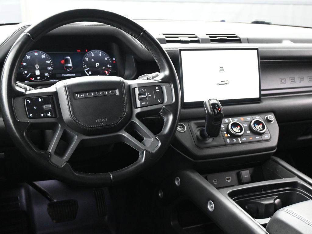 Used 2023 Land Rover Defender 130 X-Dynamic SE image 8