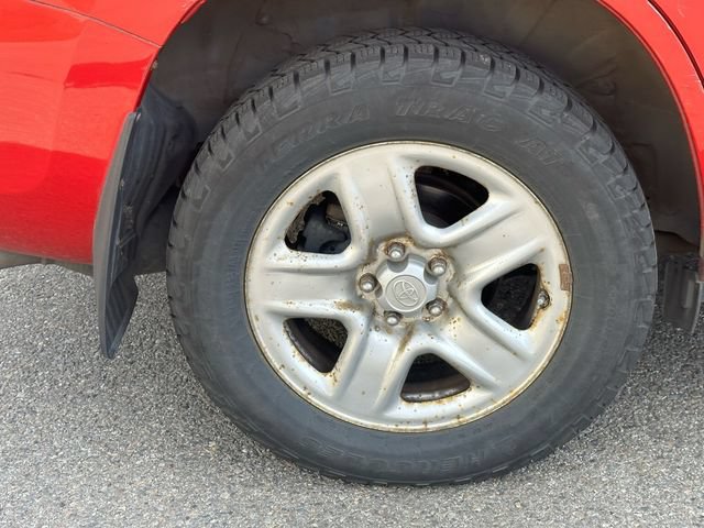Used 2011 Toyota RAV4 4WD w/ Base L4 Extra Value Pkg image 12