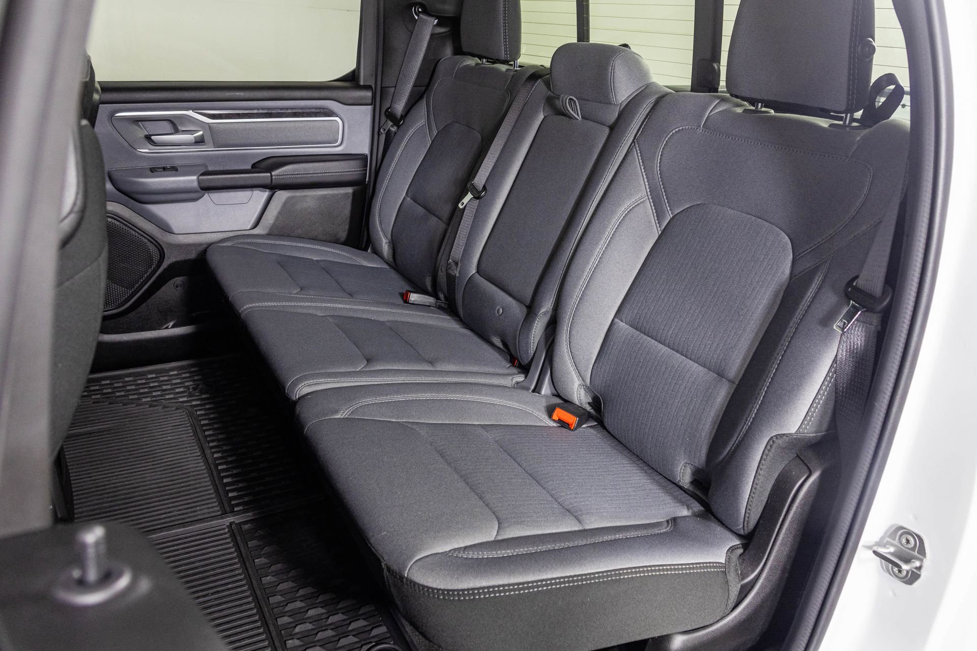 Used 2022 RAM 1500 Big Horn AWD/4WD image 39