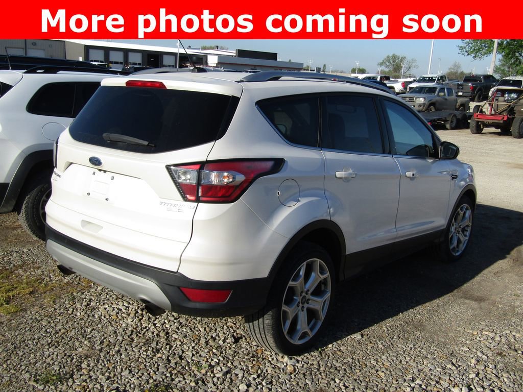 Used 2017 Ford Escape Titanium image 5
