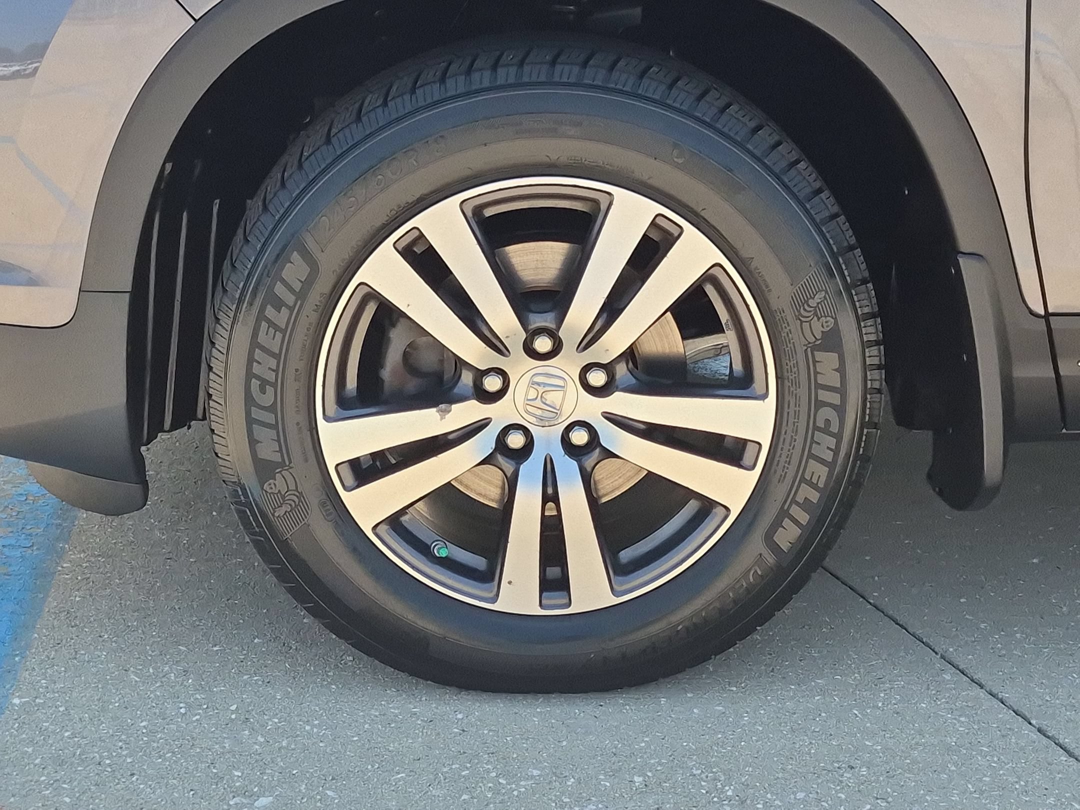 Used 2016 Honda Pilot EX image 32