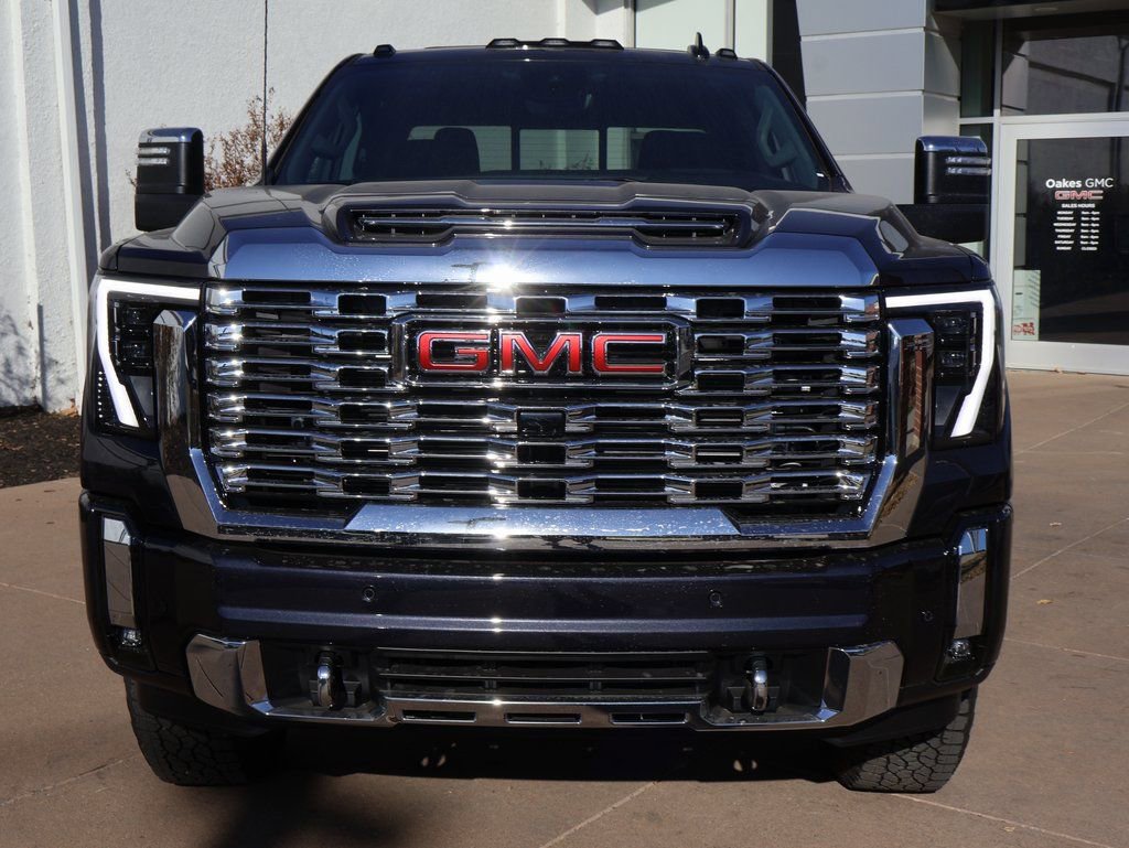 New 2026 GMC Sierra 2500 Denali w/ Denali Reserve Package image 6
