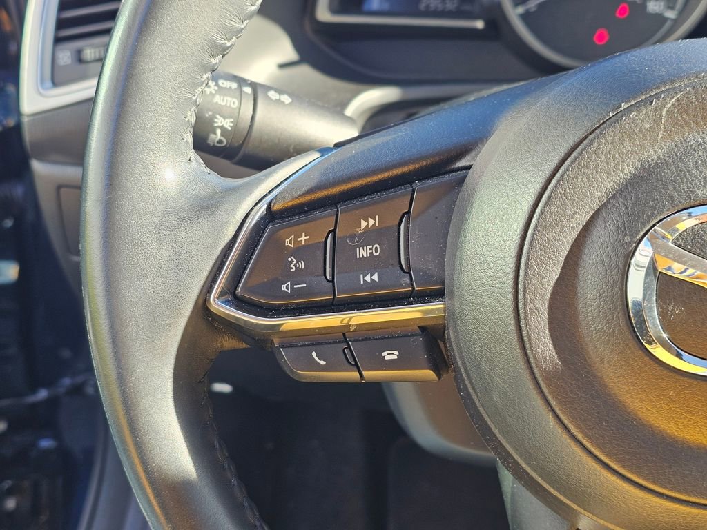 Used 2018 MAZDA MAZDA3 Touring image 27