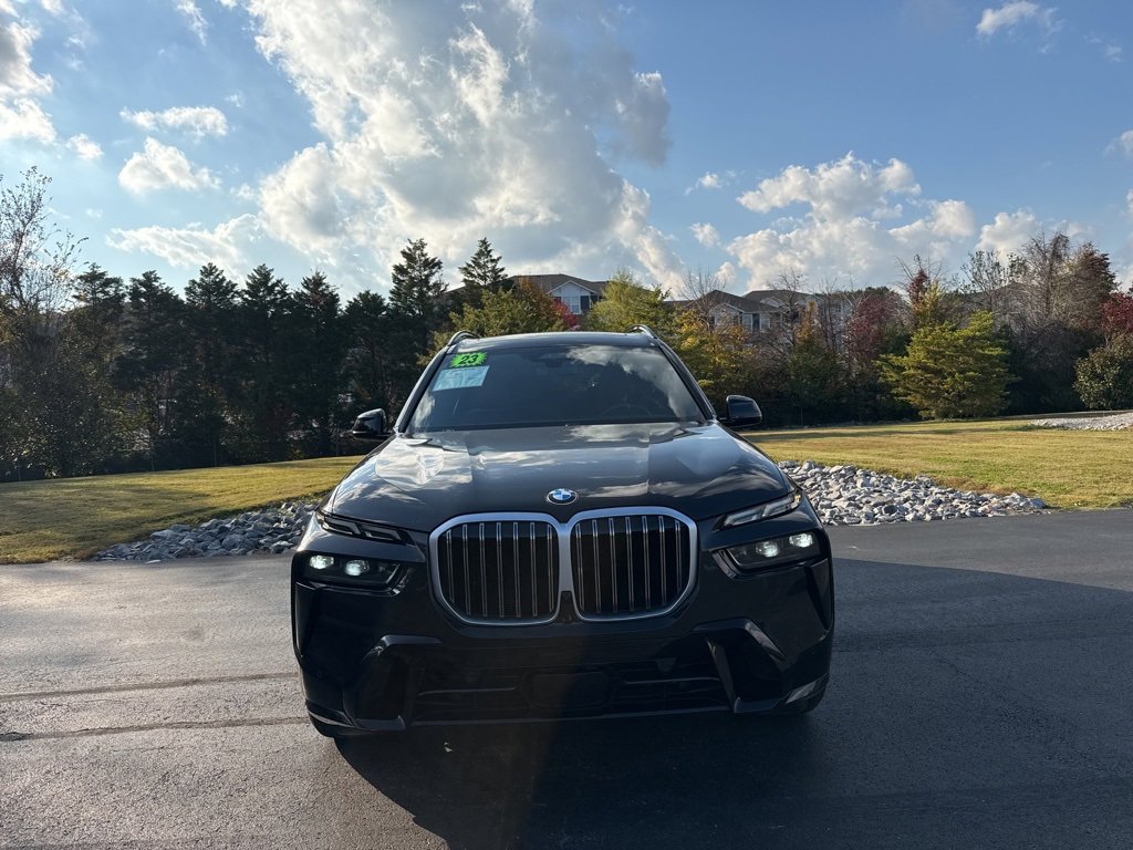 Used 2023 BMW X7 xDrive40i w/ M Sport Package image 8
