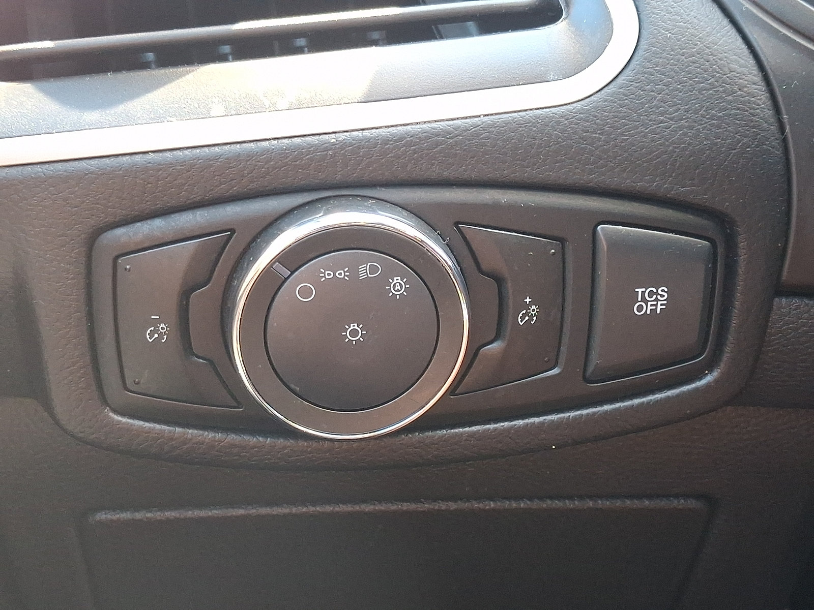 Certified 2024 Ford Edge SEL AWD/4WD image 26