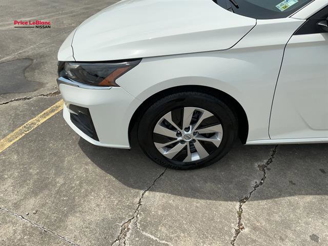 Used 2025 Nissan Altima 2.5 S image 6