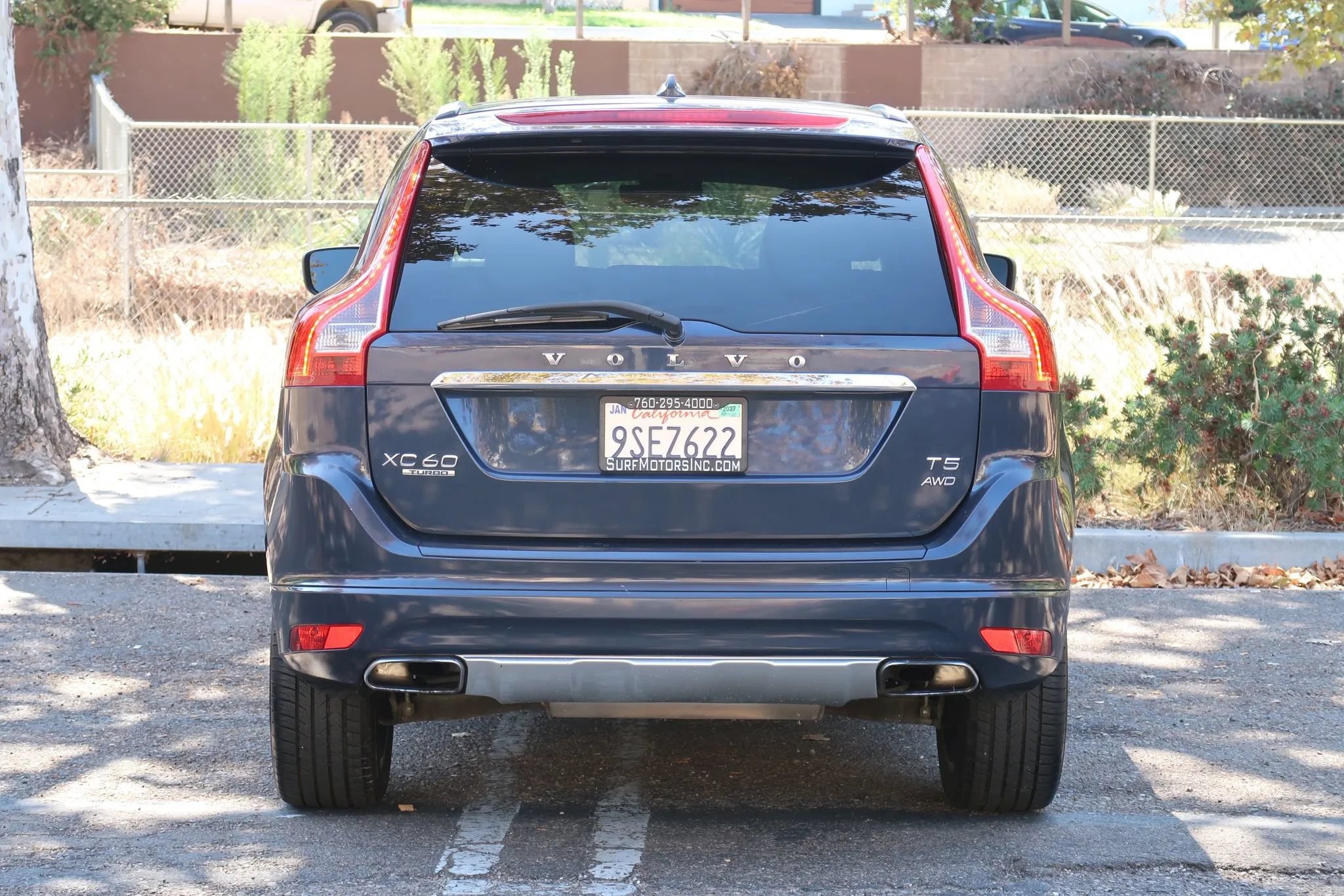 Used 2015 Volvo XC60 T5 w/ Protection Package AWD/4WD image 5