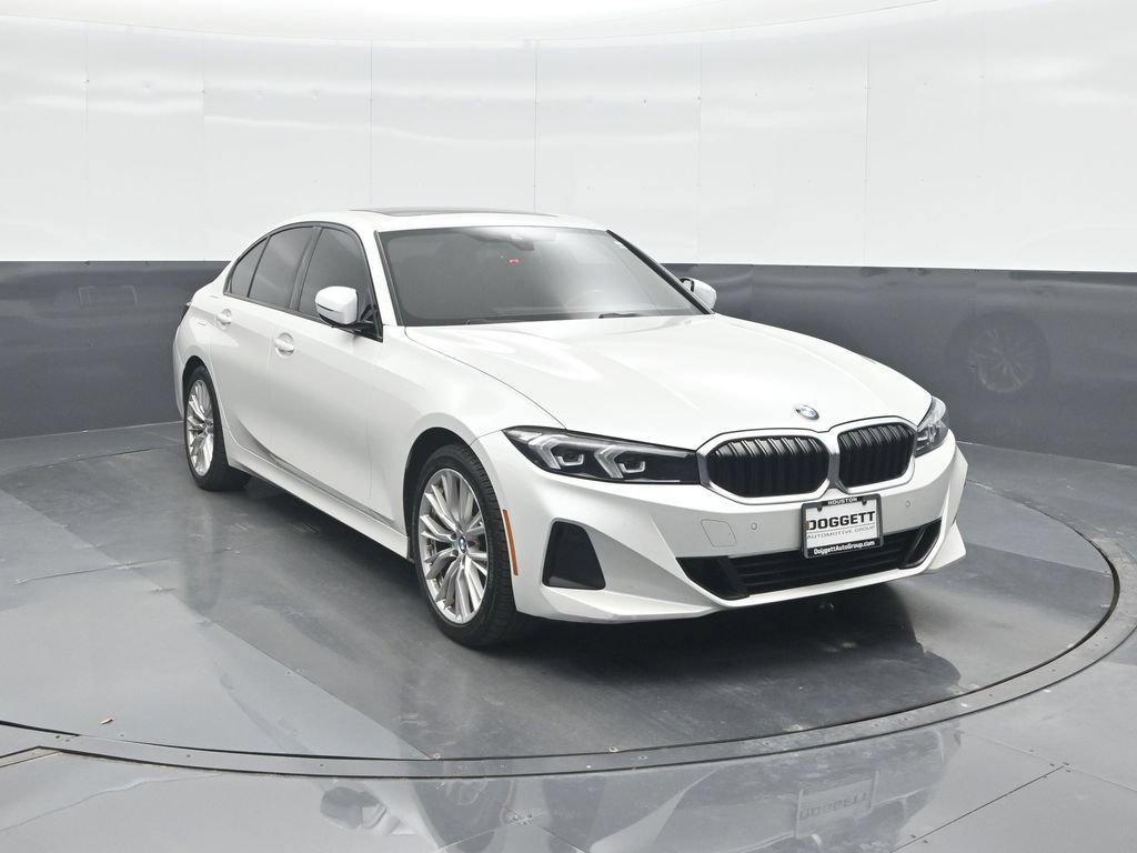 Used 2023 BMW 330i Sedan w/ Driving Assistance Package RWD image 8
