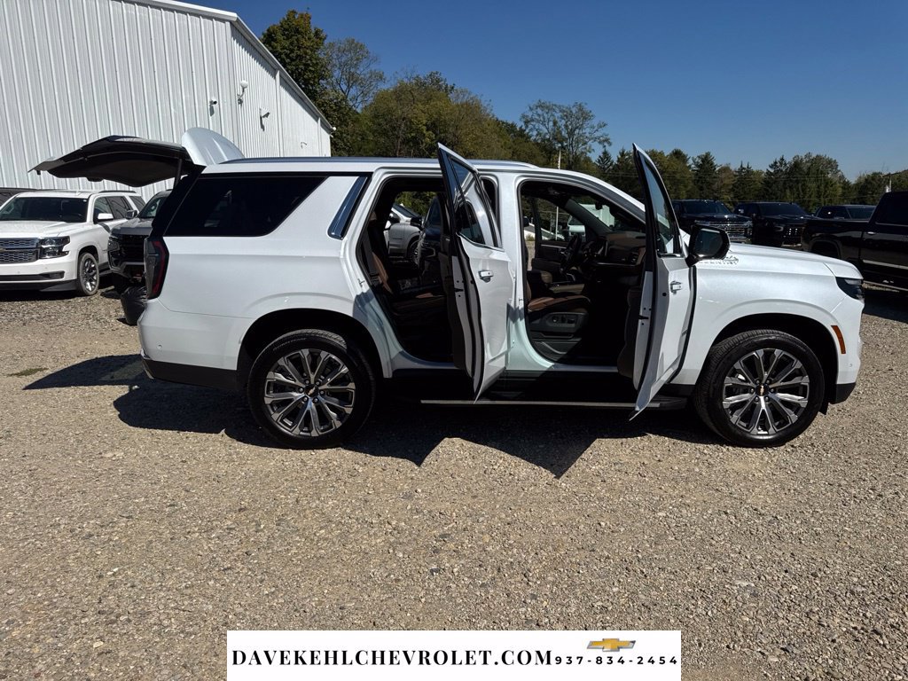 Used 2026 Chevrolet Tahoe High Country w/ Sun And Tow Package AWD/4WD image 15