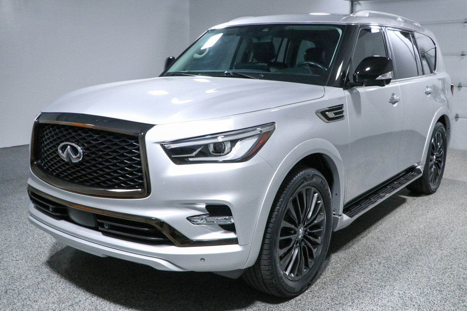 Used 2023 INFINITI QX80 Premium Select w/ Cargo Package RWD image 36