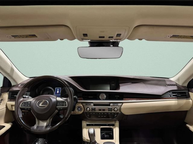 Used 2017 Lexus ES 350 w/ Premium Package FWD image 9