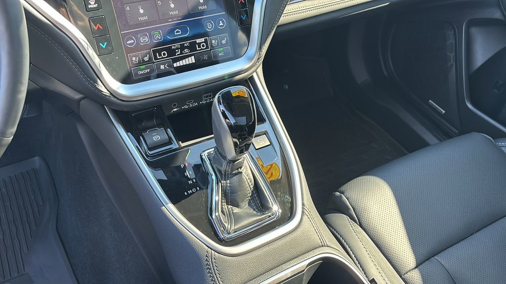 Used 2025 Subaru Outback Touring w/ Popular Package #2 image 20