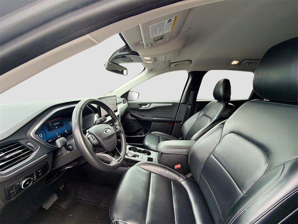 Used 2023 Ford Escape Platinum image 23