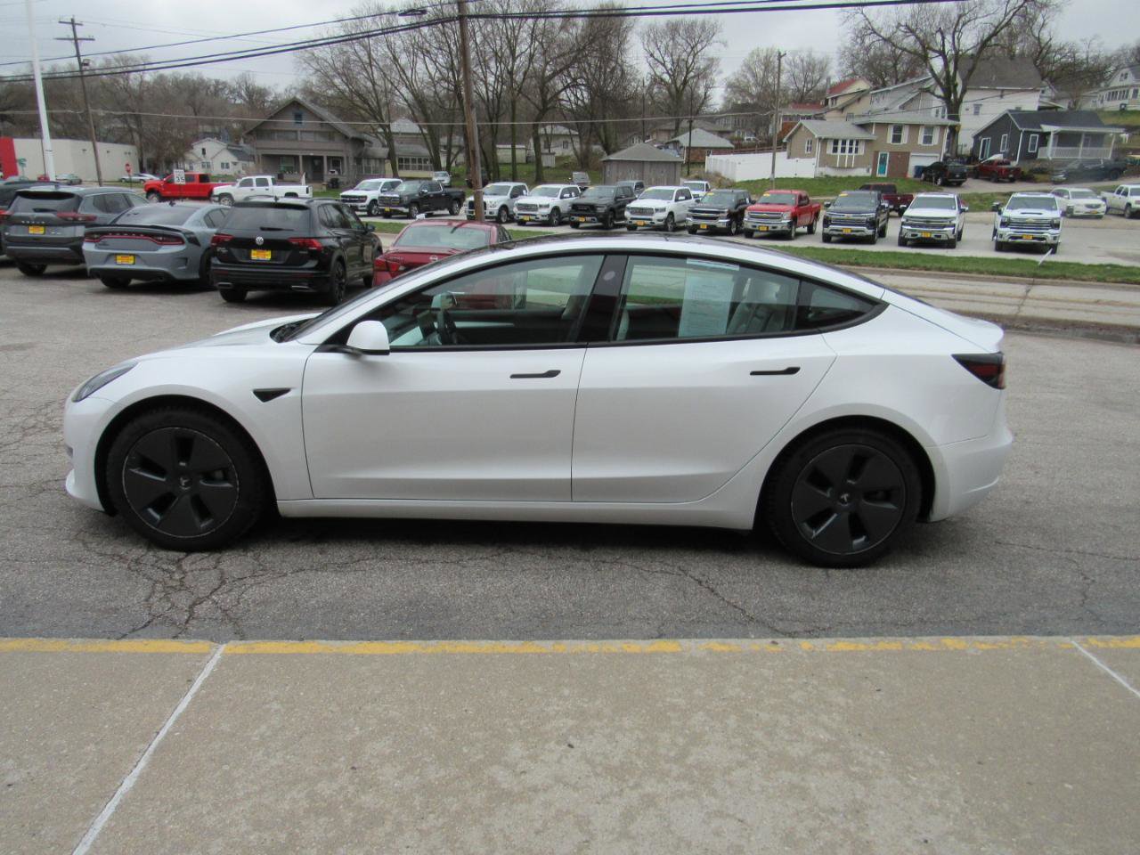 Used 2022 Tesla Model 3 Long Range AWD/4WD image 8
