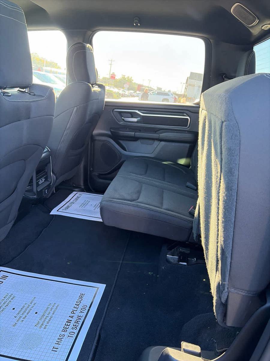 Used 2025 RAM 1500 Big Horn AWD/4WD image 30
