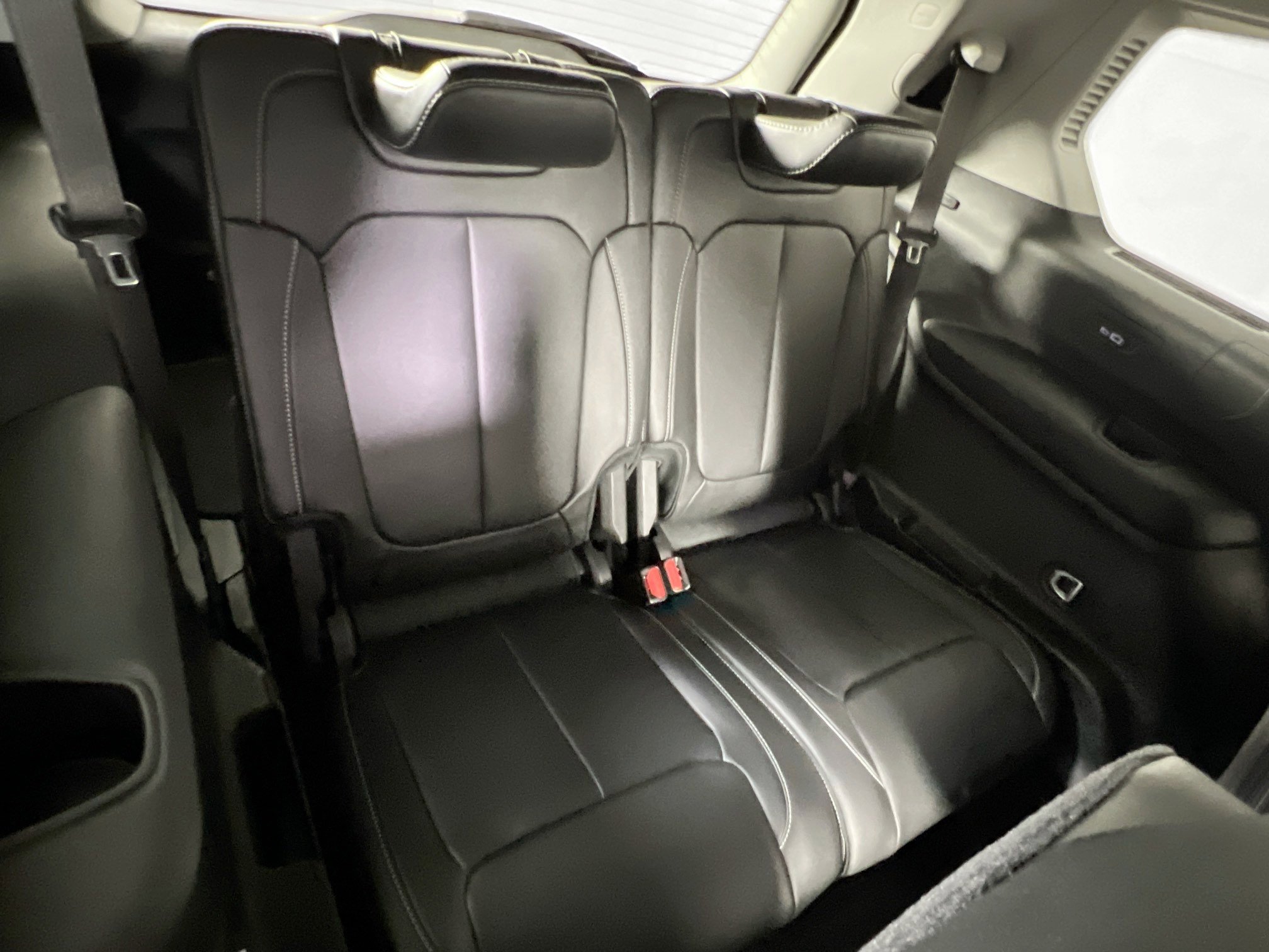Used 2021 Jeep Grand Cherokee L Limited AWD/4WD image 26