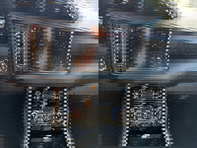 Used 2023 GMC Yukon XL Denali image 38