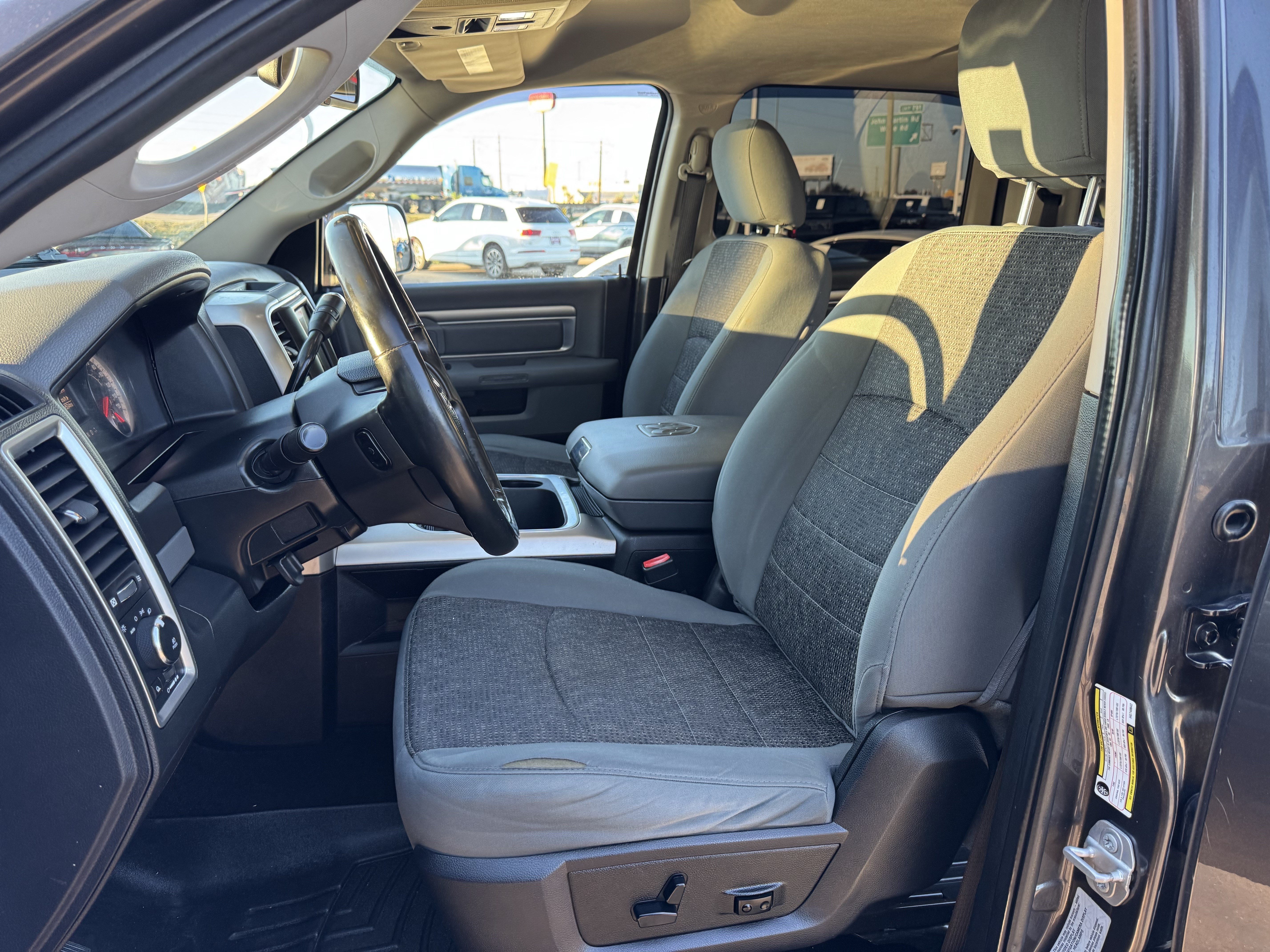 Used 2017 RAM 2500 Big Horn AWD/4WD image 21