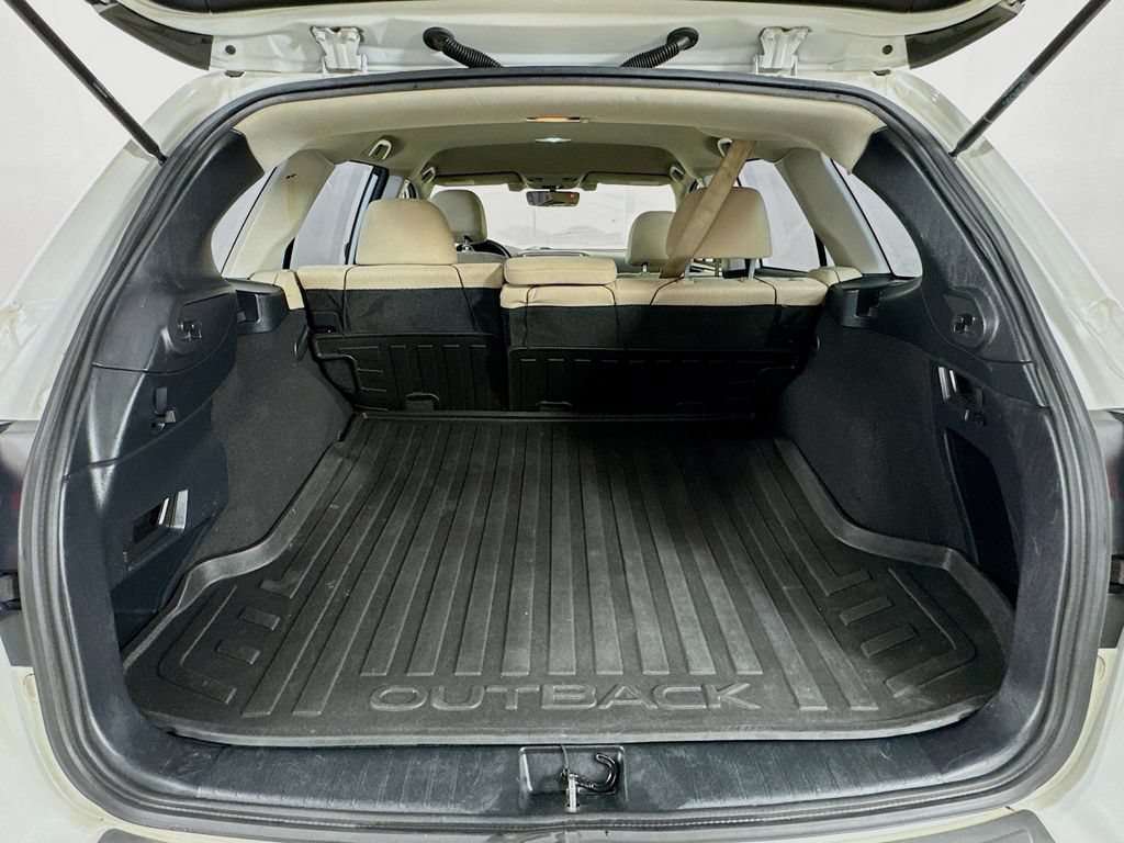 Used 2019 Subaru Outback 2.5i AWD/4WD image 30