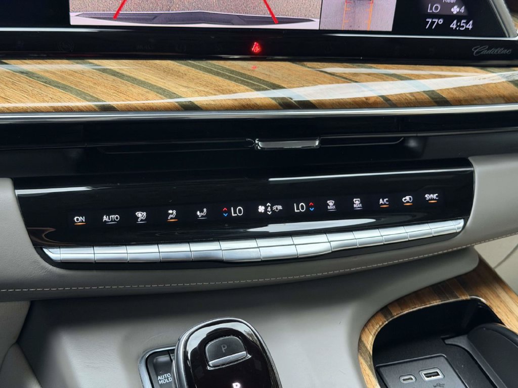 Used 2021 Cadillac Escalade Sport Platinum AWD/4WD image 22