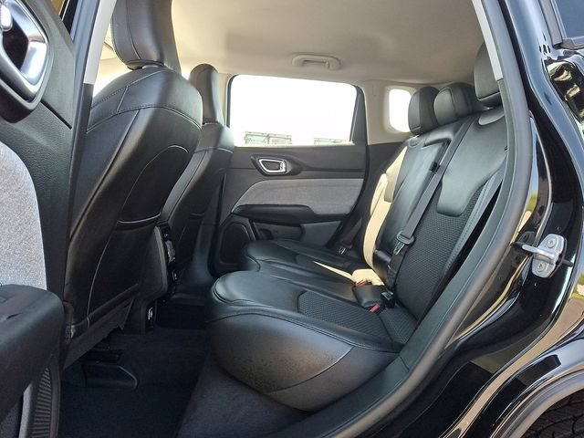 Used 2022 Jeep Compass Latitude AWD/4WD image 13