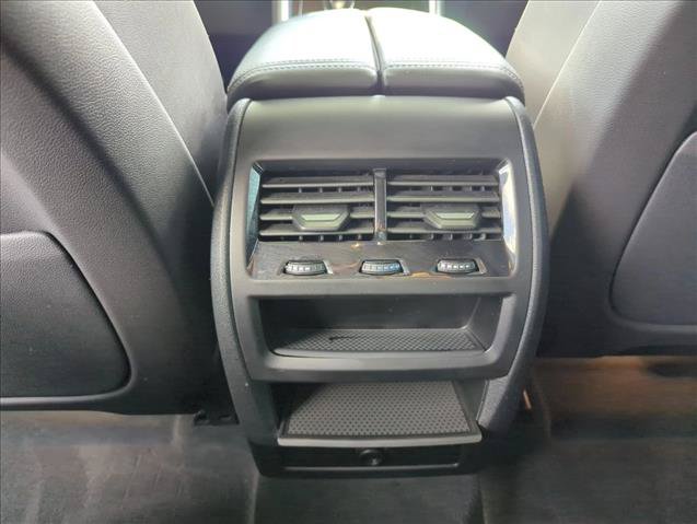 Used 2023 BMW X6 xDrive40i w/ M Sport Package AWD/4WD image 26