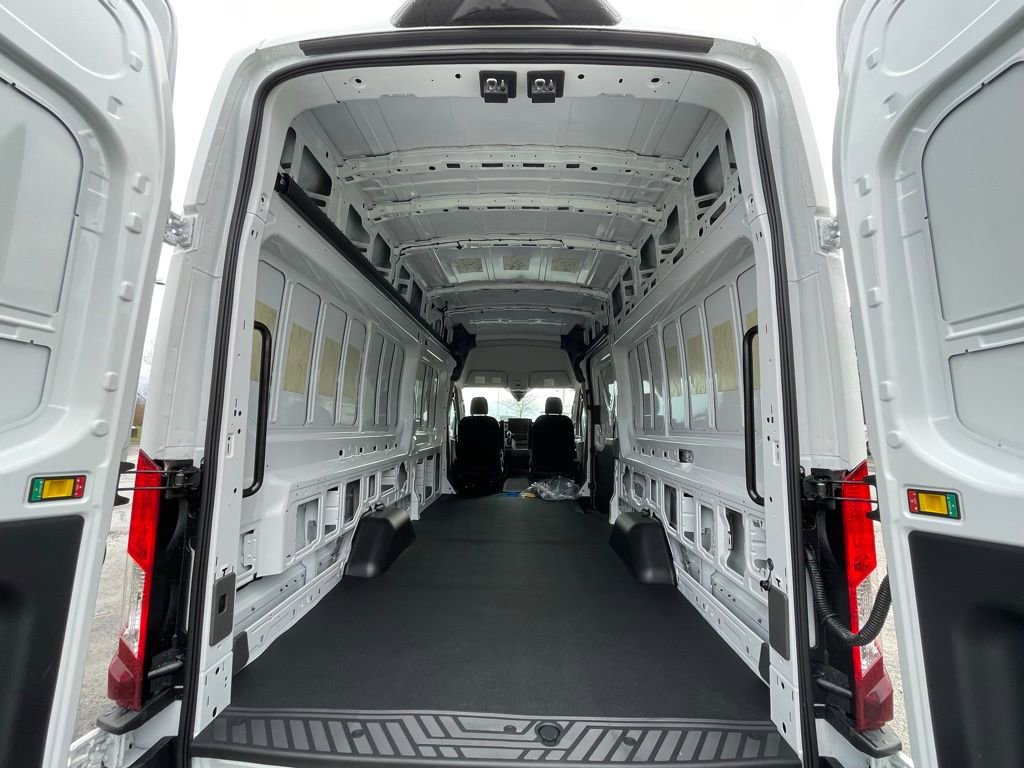 New 2026 Ford Transit 250 148 High Roof Extended image 17