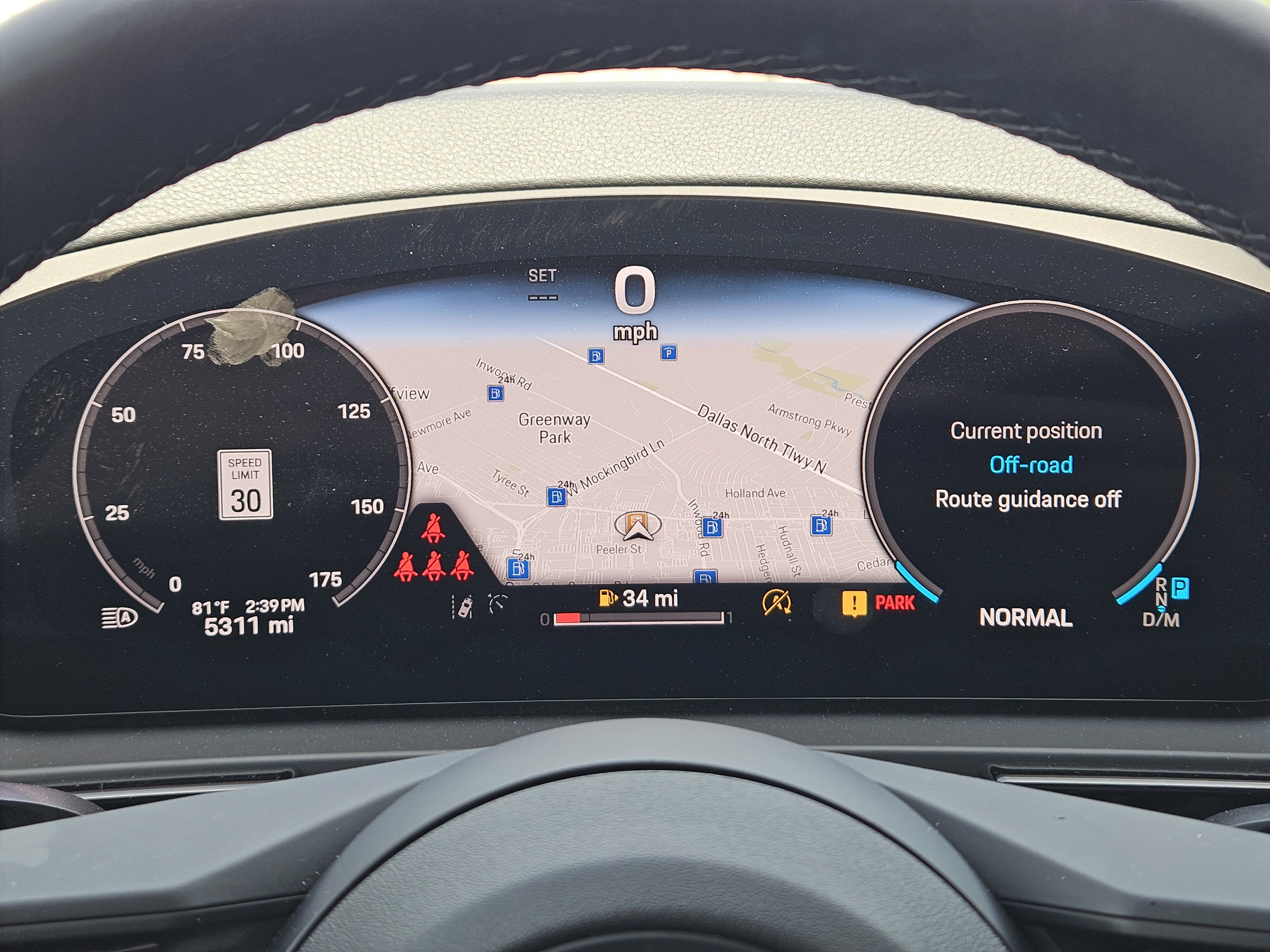 Certified 2025 Porsche Cayenne Coupe image 16