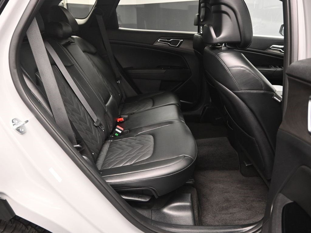 Certified 2025 Kia Sportage X-Pro image 39