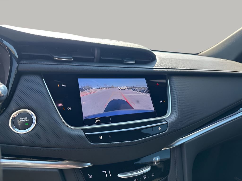 New 2025 Cadillac XT6 Luxury image 39