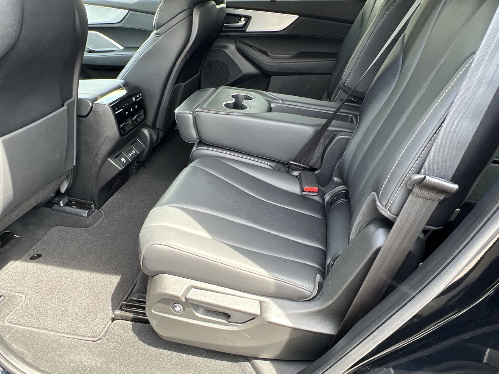 Certified 2024 Acura MDX SH-AWD w/ Technology Package image 26